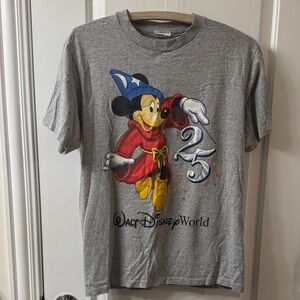 Walt Disney World Sorcerer Mickey 25th Anniversary Gray Short Sleeve T-Shirt S